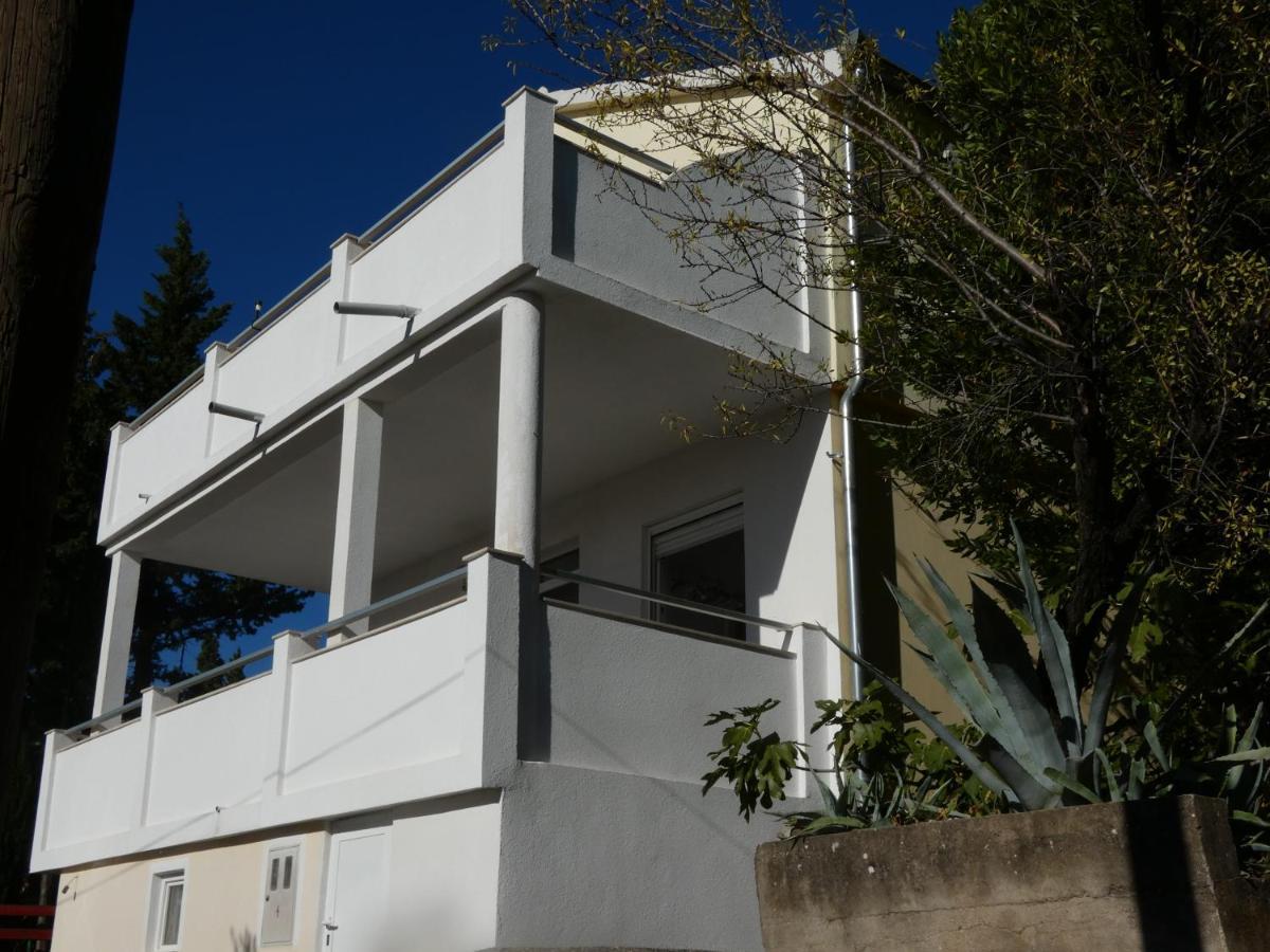 Tomo Apartment Stari Grad Kültér fotó